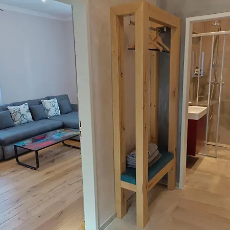 Seeappartements Sole Apartment Portschach am Woerthersee