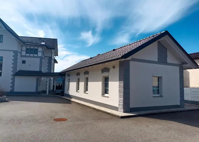 Seeappartements Sole Apartment Portschach am Woerthersee